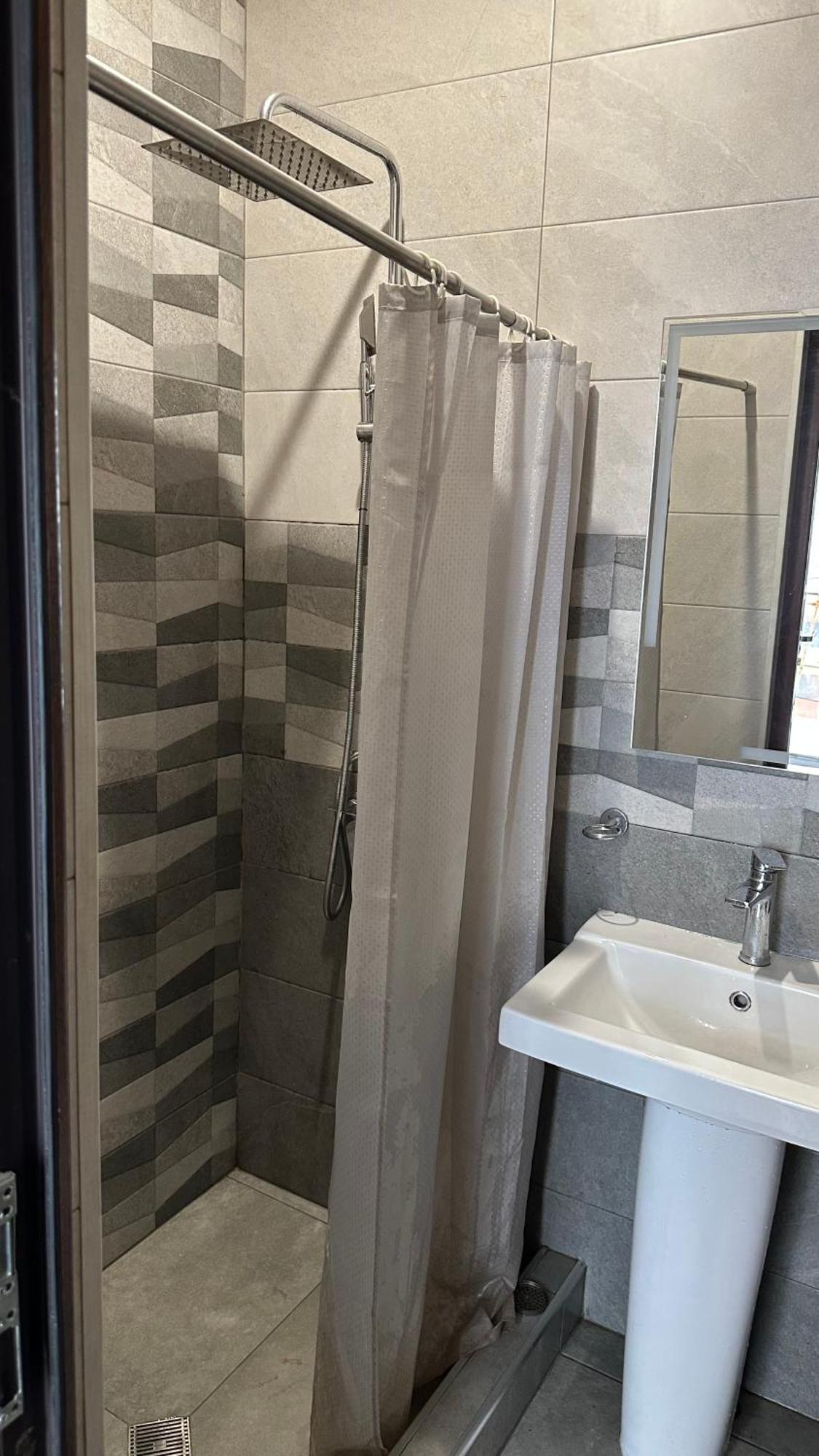Rest & Relax Hotel يريفان المظهر الخارجي الصورة